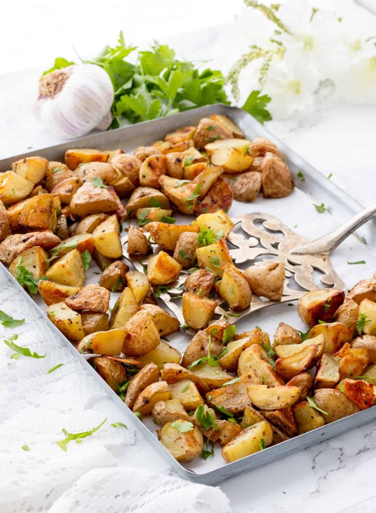 Healthy Roasted Garlic Baby Potatoes