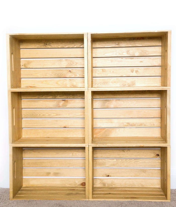 DIY Wooden Crate Shelf 
