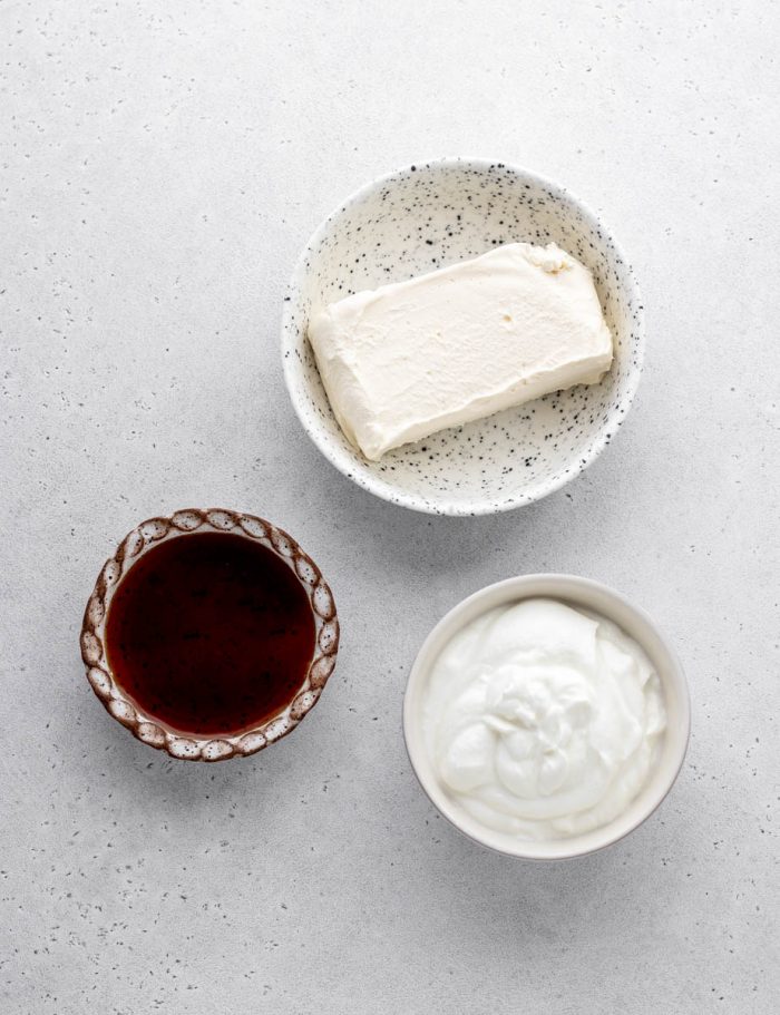 Three ingredients for no bake cheesecake recipe.
