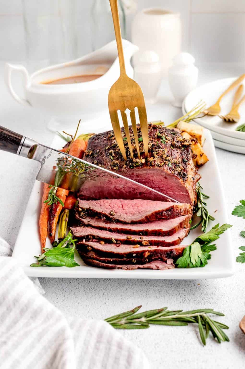 Easy Christmas Beef Roast {Eye of Round}