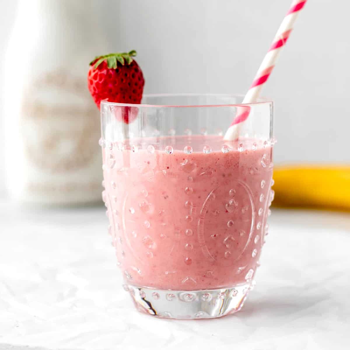Strawberry Banana Smoothie Without Yogurt