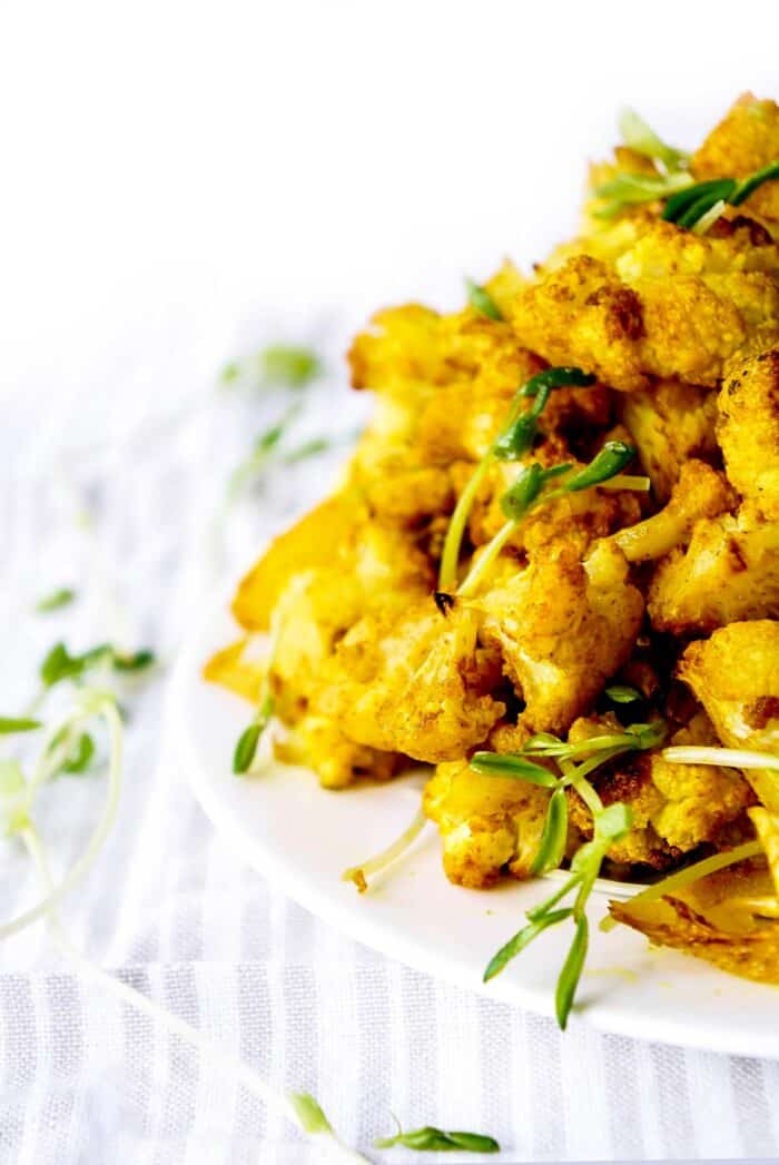 Golden Turmeric Roasted Cauliflower Recipe