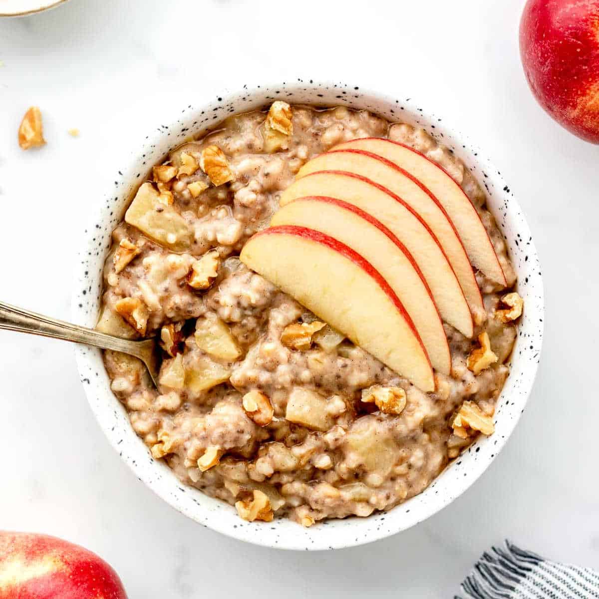 Crock Pot Apple Cinnamon Steel Cut Oatmeal