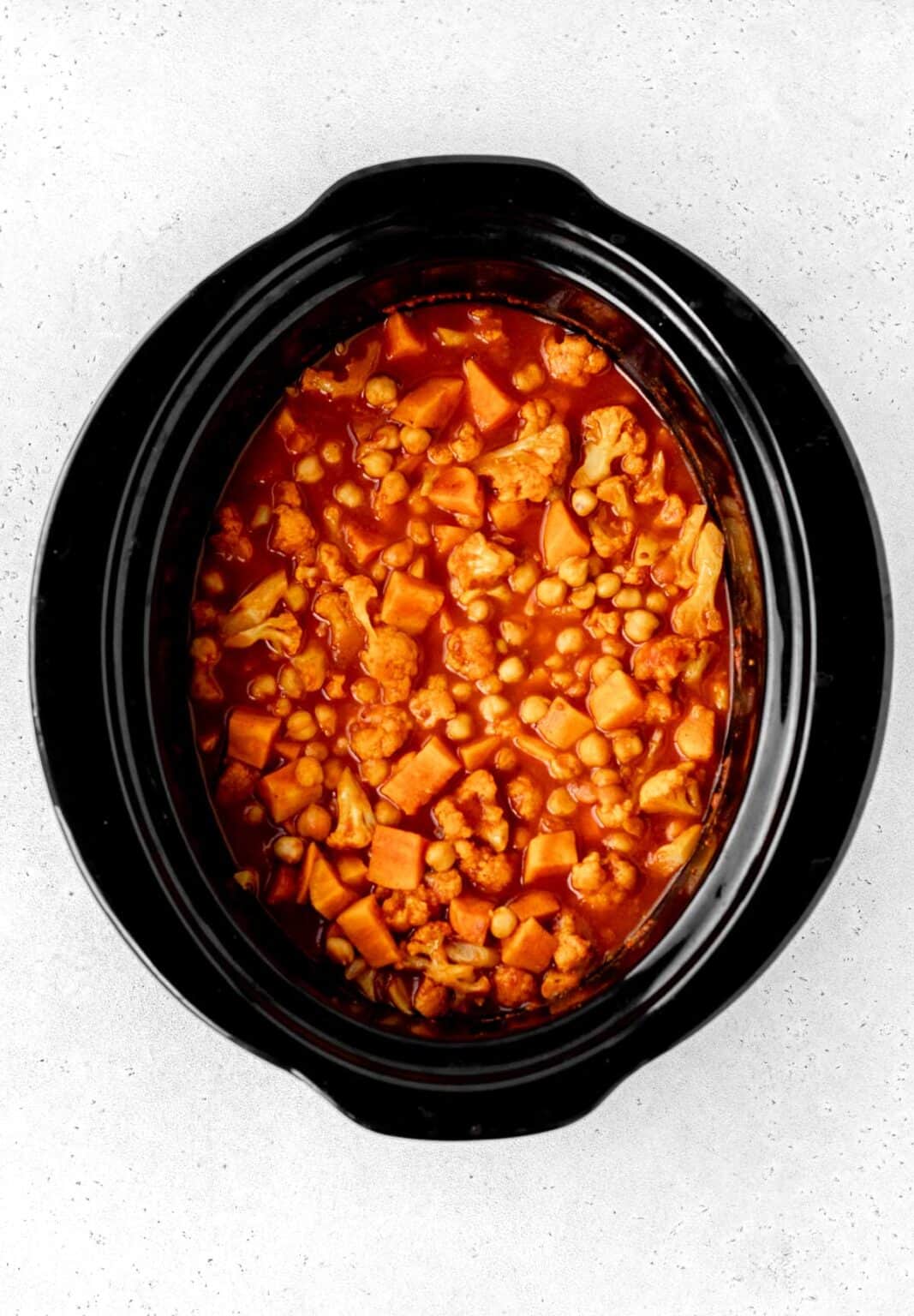 Slow Cooker Sweet Potato and Chickpea Curry {Vegetarian} - Haute ...