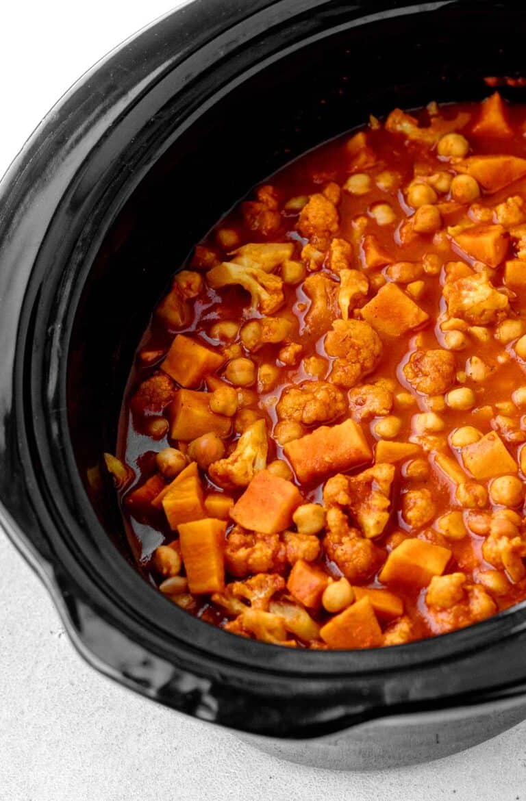 Slow Cooker Sweet Potato and Chickpea Curry {Vegetarian} - Haute ...